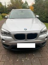 BMW X1 xDrive25d Sport Line AHK Panoramadach - BMW X1: Panoramadach