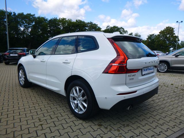 Fahrzeugabbildung Volvo XC60 D4 2WD Momentum>AUT/PANO/Standh./LED/NAVI