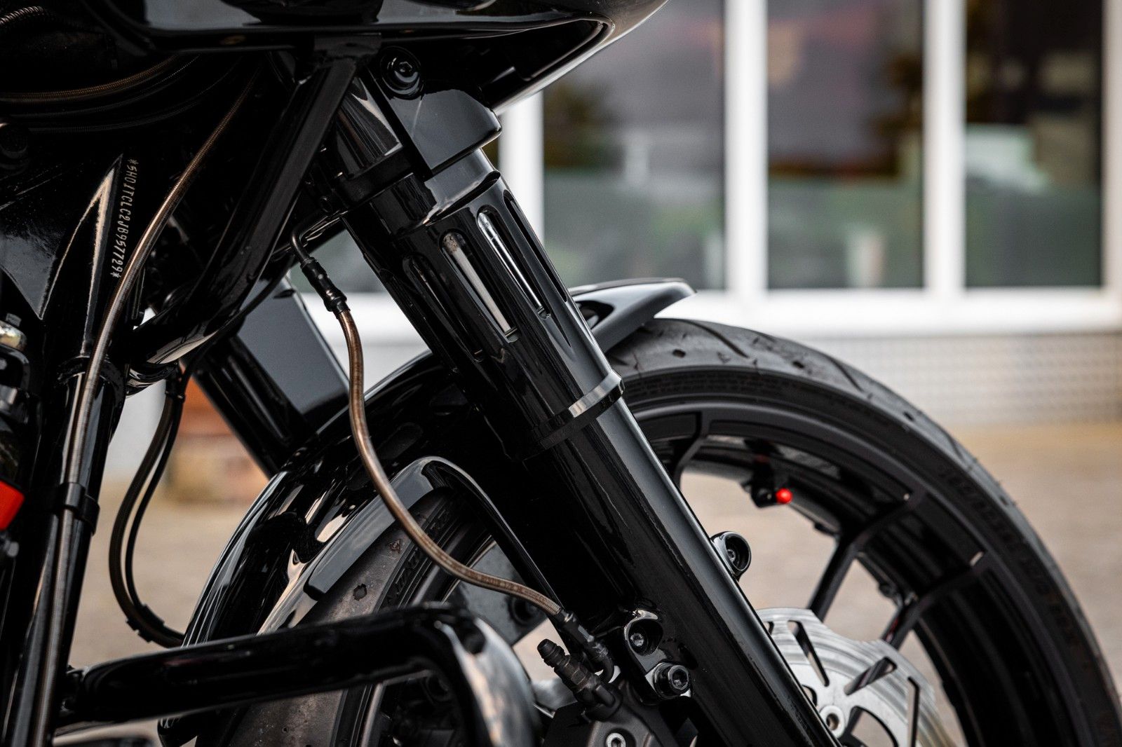 Fahrzeugabbildung Harley-Davidson CVO ROAD GLIDE 117 FLTRXSE - Kesstech -