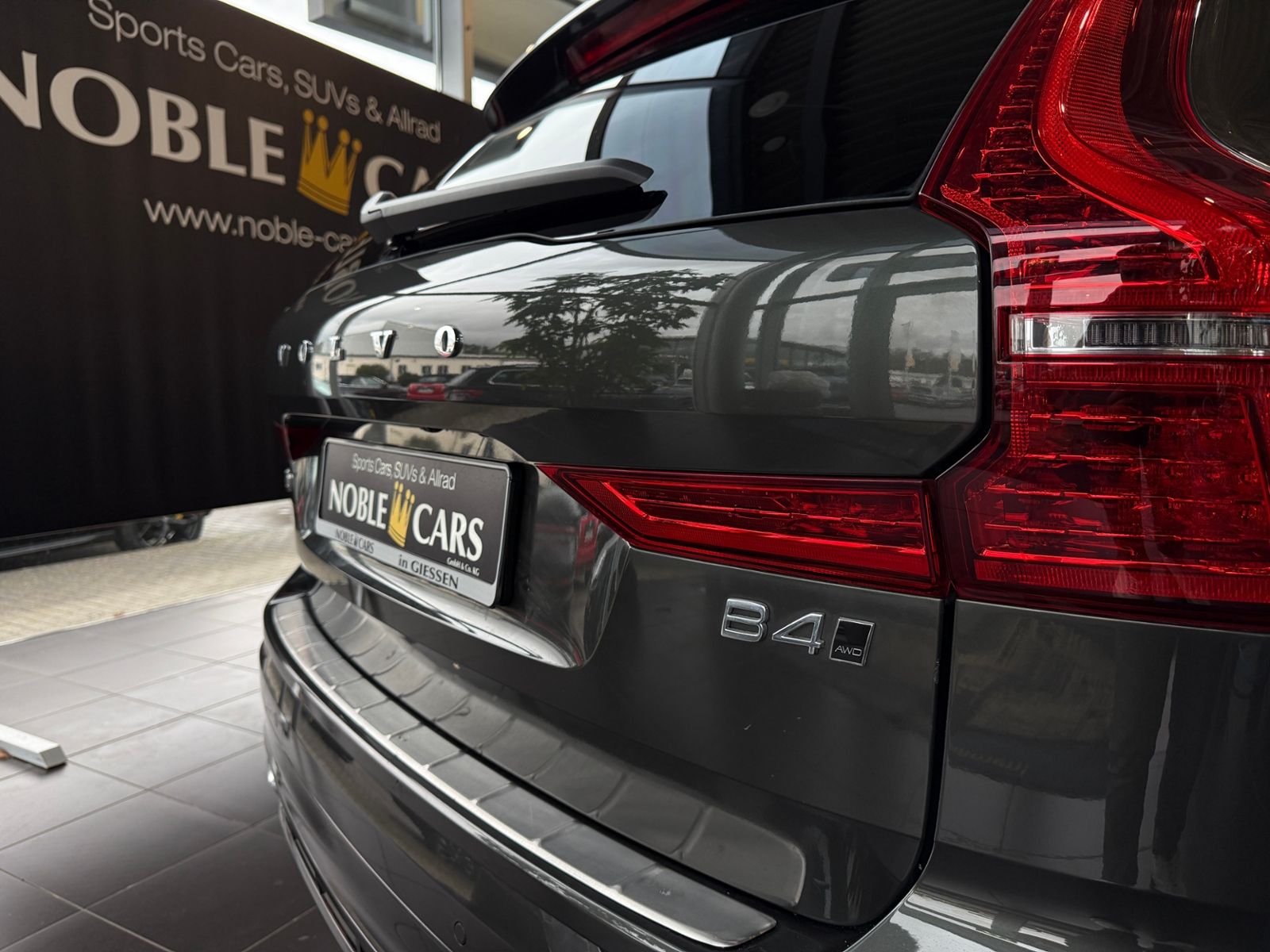 Fahrzeugabbildung Volvo XC60 R Design AWD AHK LED NAVI