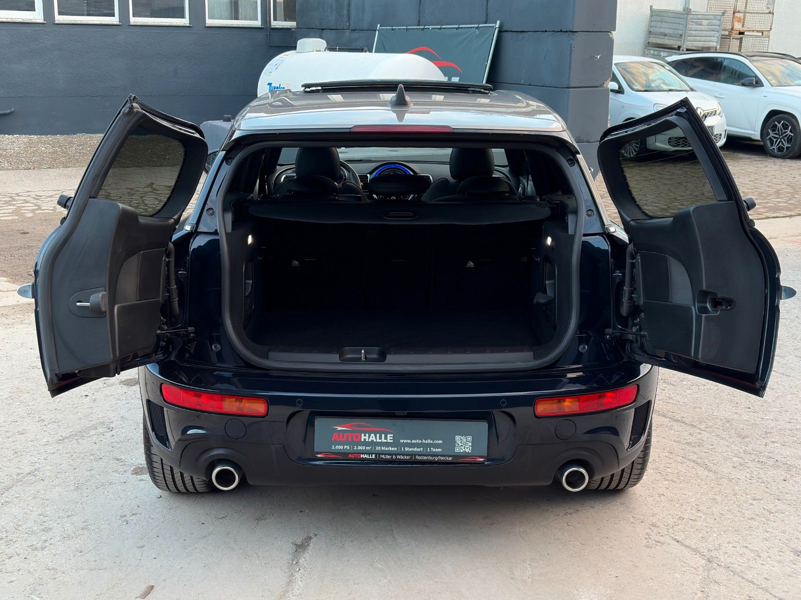 Fahrzeugabbildung MINI Cooper S Clubman Classic Leder Pano Komfort LHZ