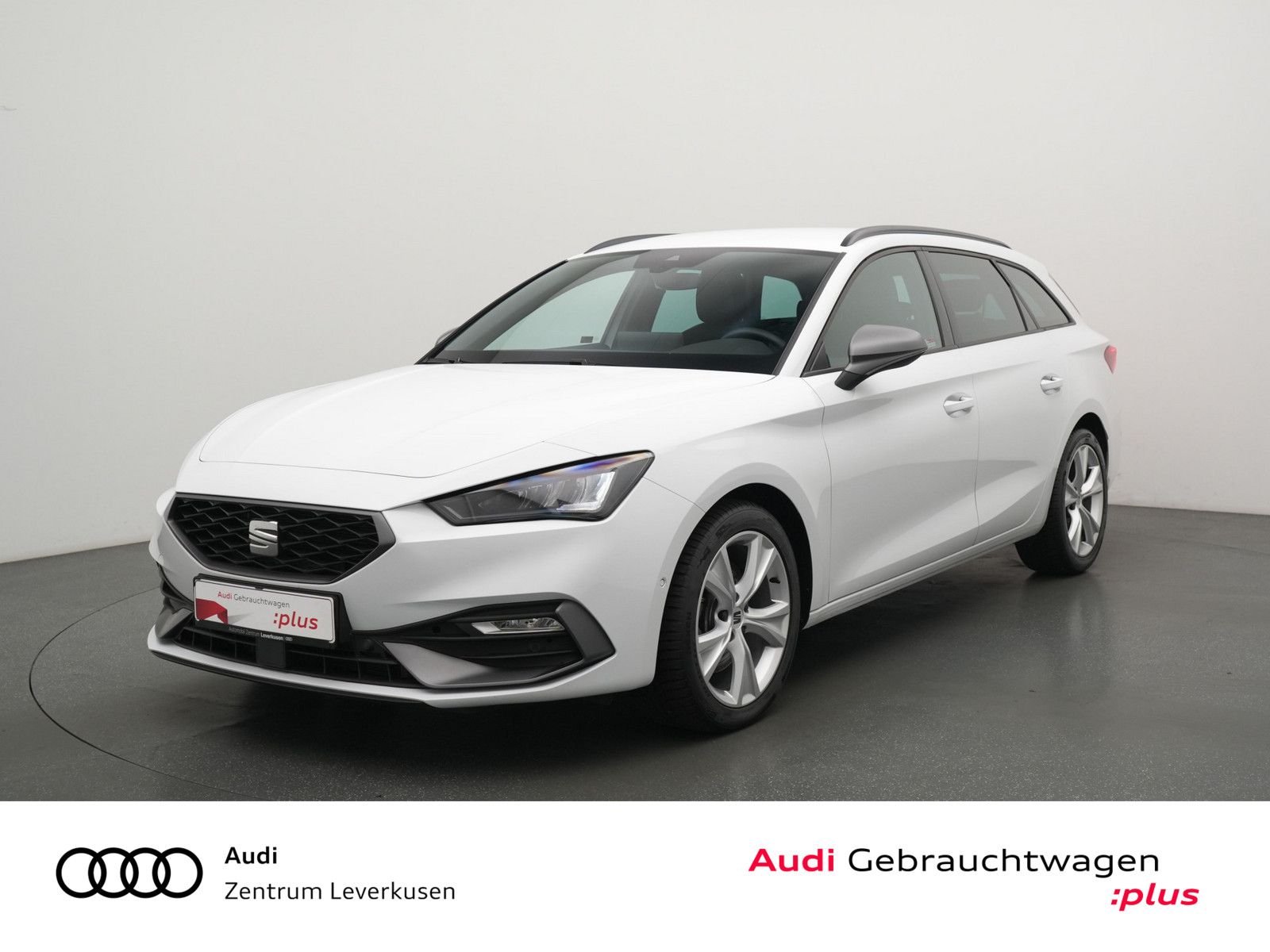 Seat Leon ST FR DSG AHK ACC NAVI VIRT KAM LEDER SHZ