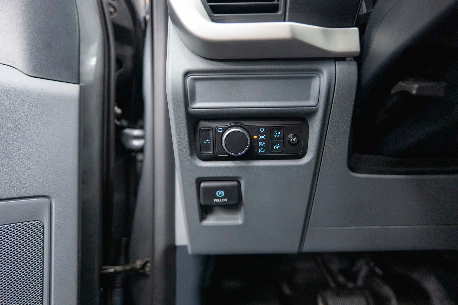 Fahrzeugabbildung Ford F150 3.3 V6 Offroad Raptor Singlecab Longbed 19%