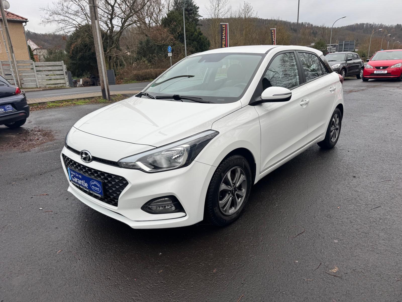 Hyundai i20 blue Trend