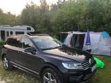 Volkswagen Touareg 3.0 V6 TDI Executive Edition R Line - Volkswagen Touareg: Executive Edition