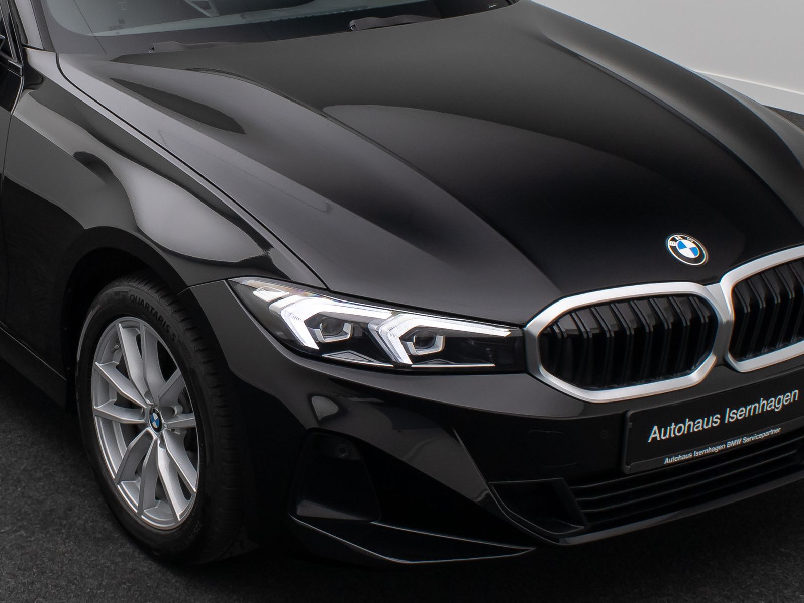 Fahrzeugabbildung BMW 318i Widscreen DAB PDC GeschwindigReg Cockpit+