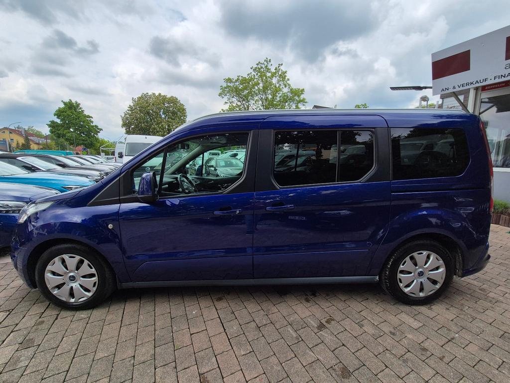 Ford Grand Tourneo