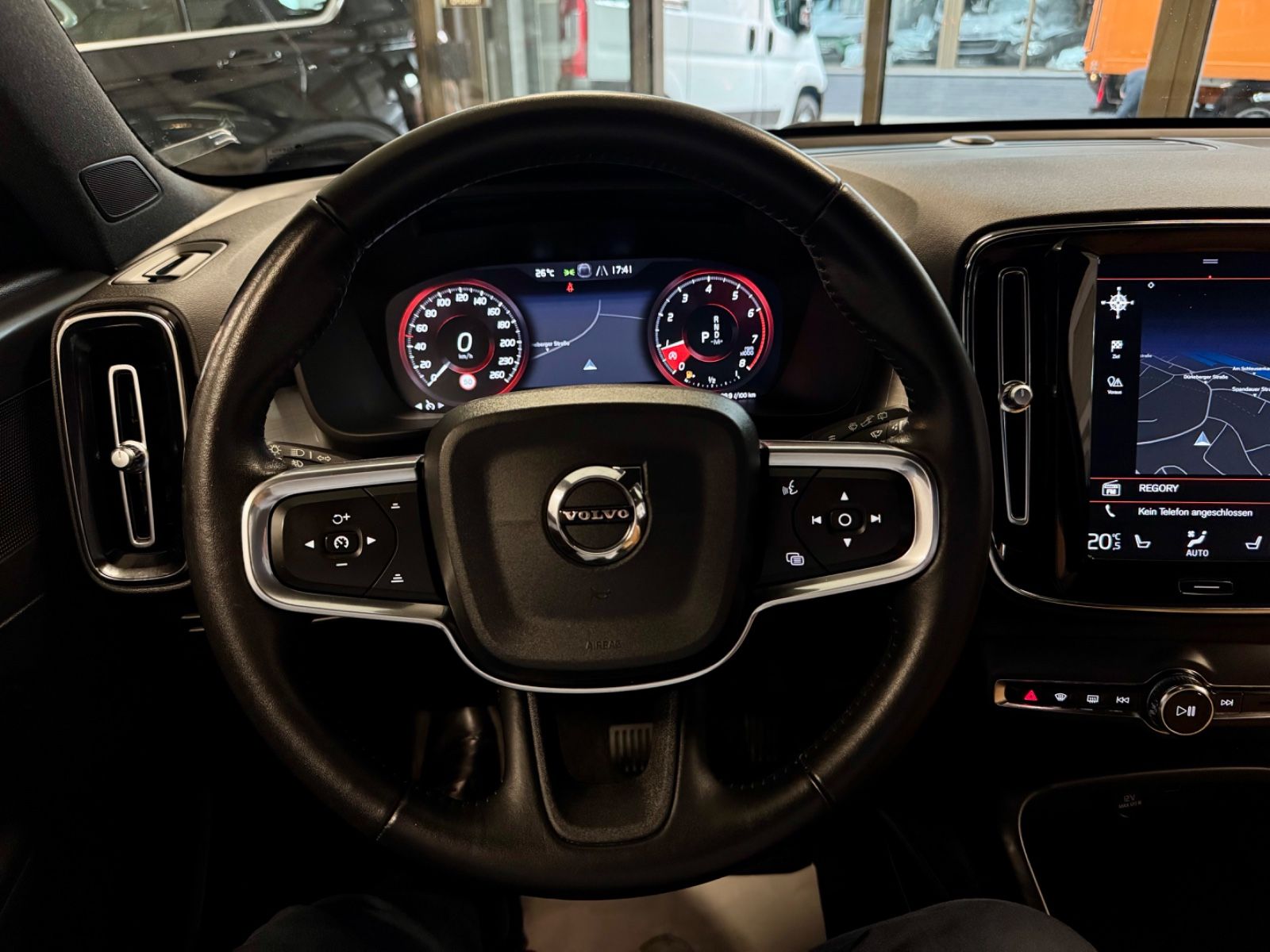 Volvo XC40 2.0 T5 AWD AUT LEDER NAVI LED CAM SHZ PDC foto 26