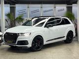 Audi SQ7 4.0 TDI *CARBON*ABT*MATRIX*ACC*PANO*RAUTE - weiße Audi SQ7