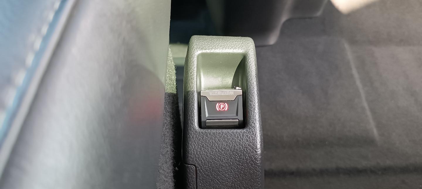 Toyota PROACE VERSO Executive Standheizung
