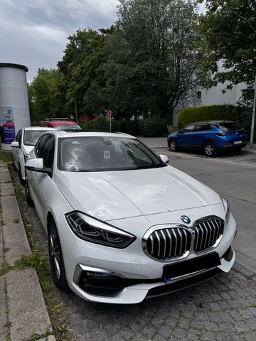 BMW 120i Luxury Line Steptronic Luxury Line