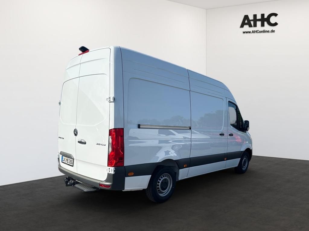 Fahrzeugabbildung Mercedes-Benz Sprinter 315 CDI Kasten BASE L2H2 AHK KAM SpurA