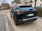 Peugeot 2008 Allure Puretech 130 / Automatik + AHK - Peugeot 2008 von privat