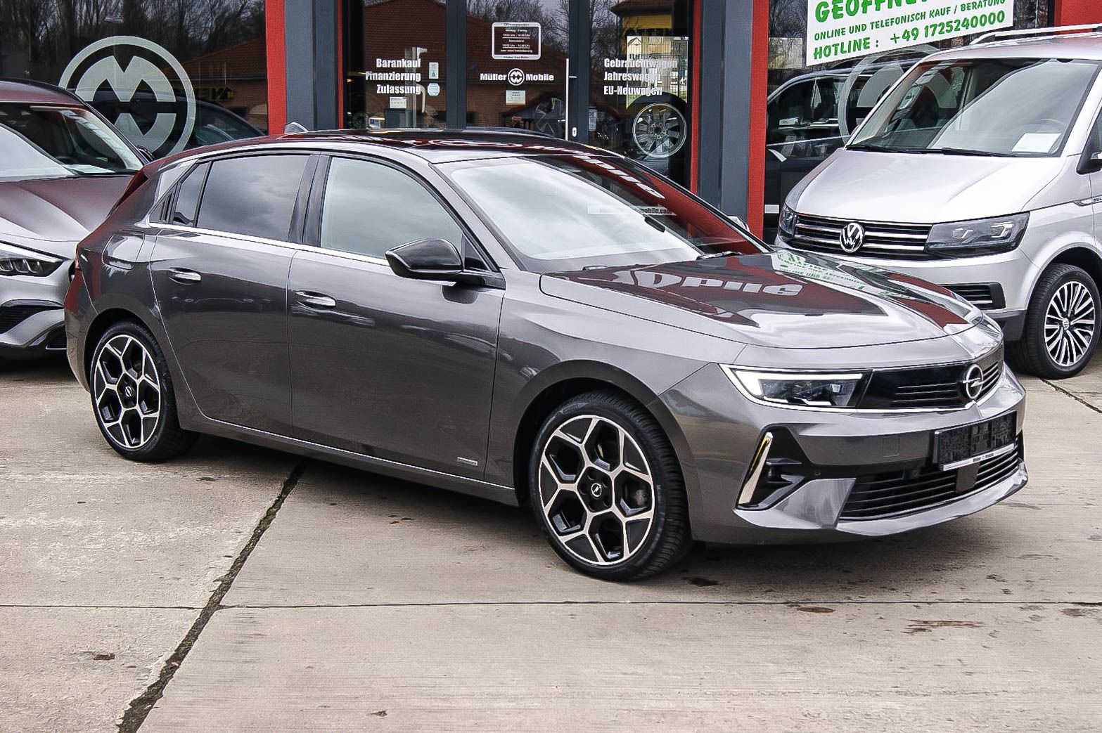 Fahrzeugabbildung Opel Astra L 1.5 Diesel ULTIMATE Aut HEADUP ANHZV LED