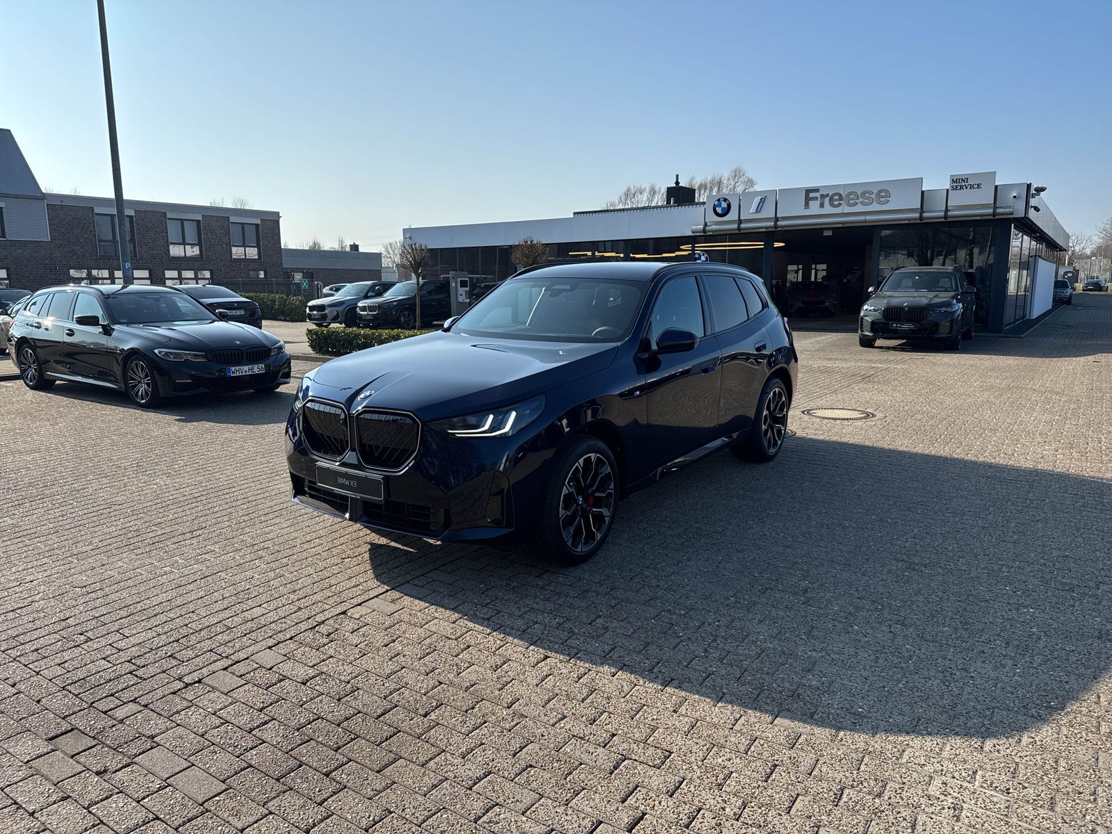 BMW X3 20d xDrive AHK 360° HEAD-UP RFK HIFI LORDOSE