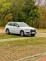 Audi Q7 3.0 TFSI quattro tiptronic - - Audi Q7 mit Benzin-Antrieb: Geländewagen, Automatik