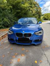 BMW 116d M Sportpaket Estoril blau - mit Diesel-Antrieb: Blau, Alcantara, Sportpaket