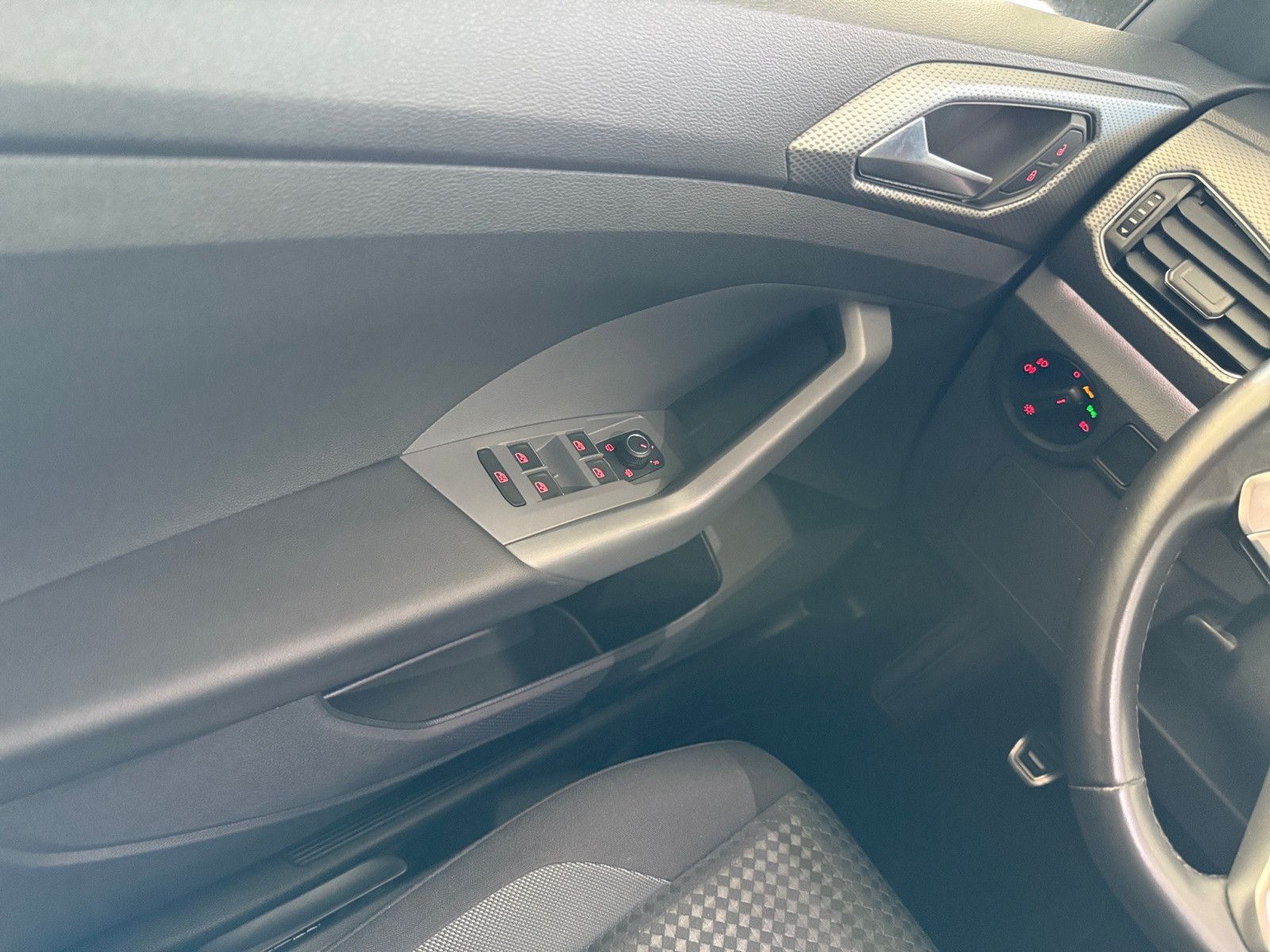 T-Cross ACTIVE 110 PS Navi LED Kamera ACC