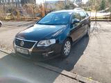 Volkswagen Passat 2.0 BlueTDI Sportline +Euro 6+SHZ+Navi - Volkswagen Passat: Sportline