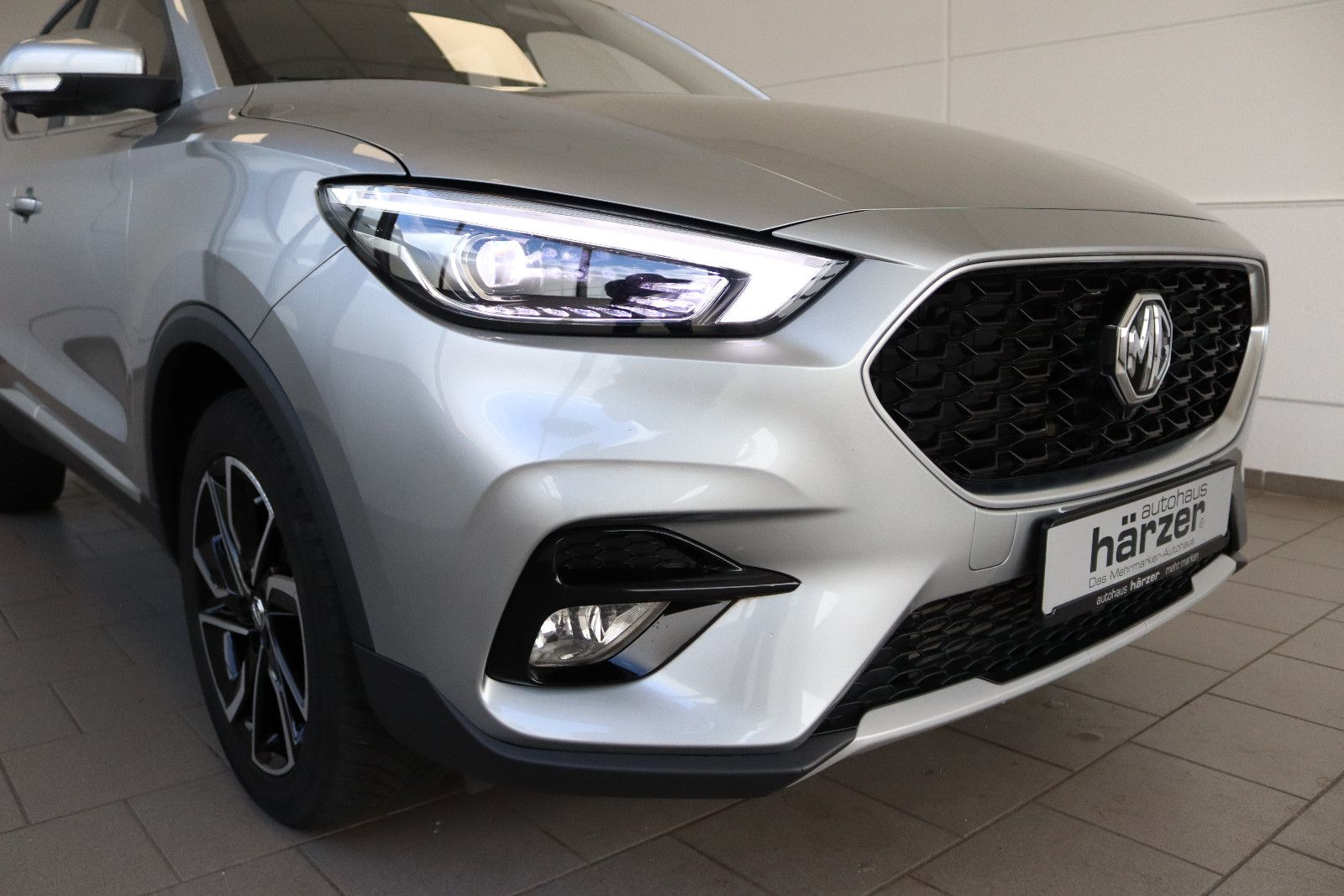 MG ZS