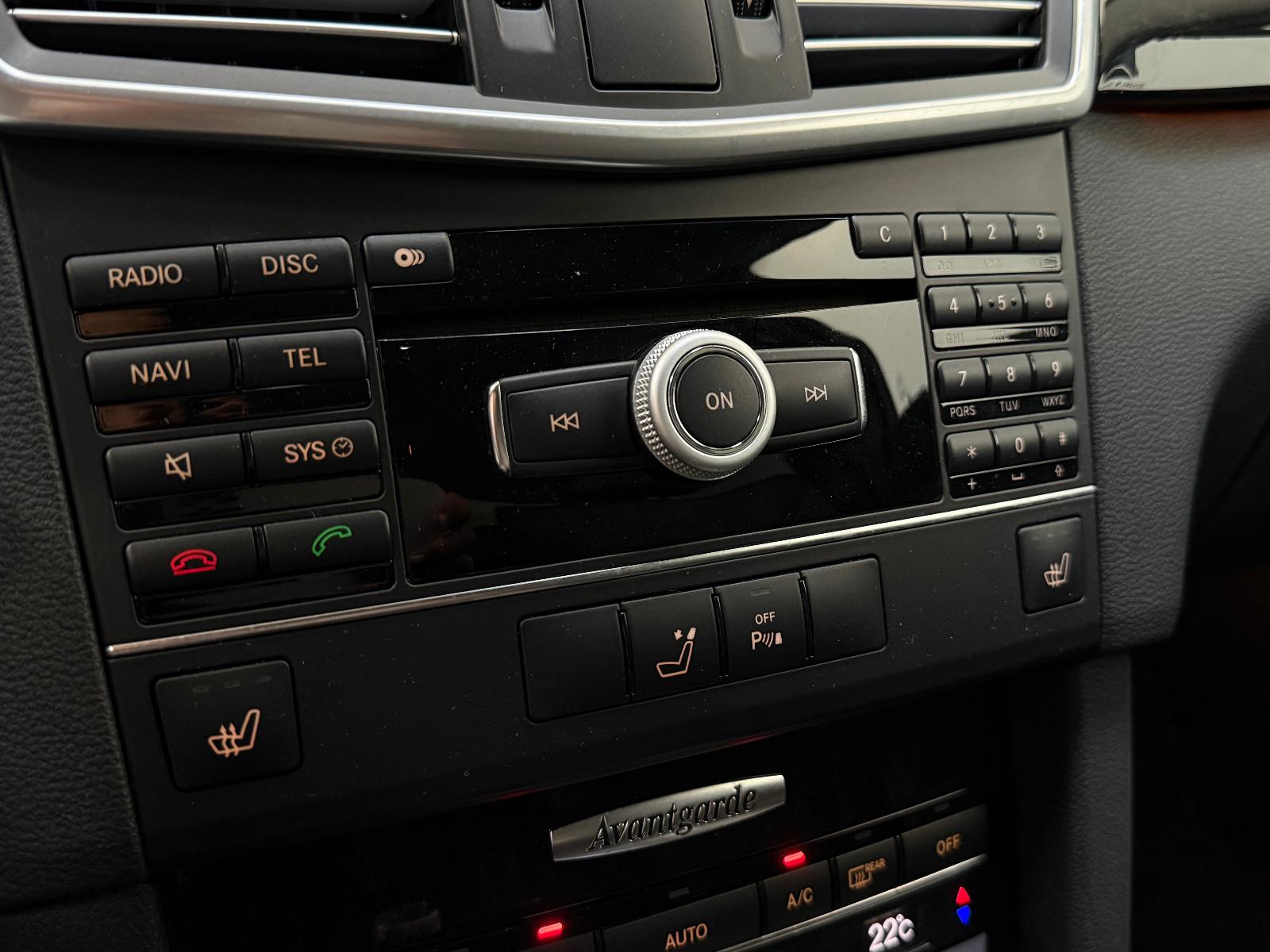 Mercedes-Benz E 200 Avantgarde, TÜV NEU,Automatik, Navi, Xenon