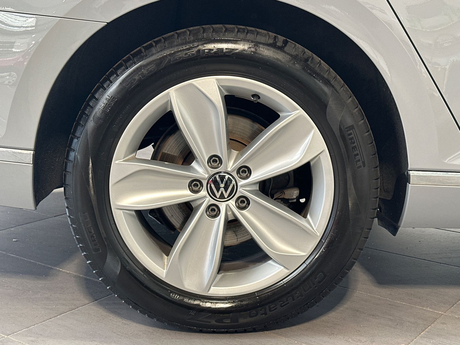 Volkswagen Passat Variant 2.0 TDI DSG Elegance NAV+LED+PANO imagem 3