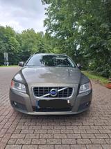 Volvo V70 2.5T Kinetic Kinetic - gebrauchte Volvo V70 aus dem Jahr 2010