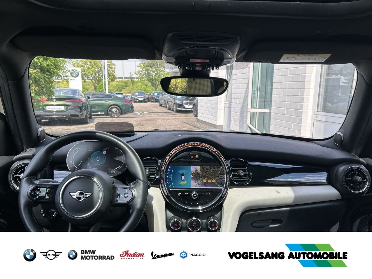 Fahrzeugabbildung MINI Cooper John Cooper Works Trim Vollausstattung Pa