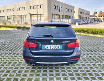 BMW 320 - 5