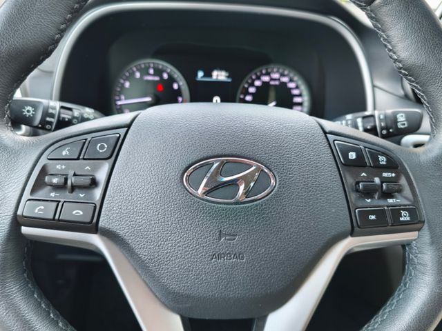 Hyundai Tucson Premium*Autom*LED*Kamera*Navi*PDC*SHZ*