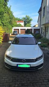Volkswagen Passat Variant 2.0 TDI SCR DSG Highline Vari... - VW Passat Variant von privat