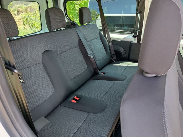 Renault Trafic Grand Life 2.0 dCi 150 L2H1 9-Sitze