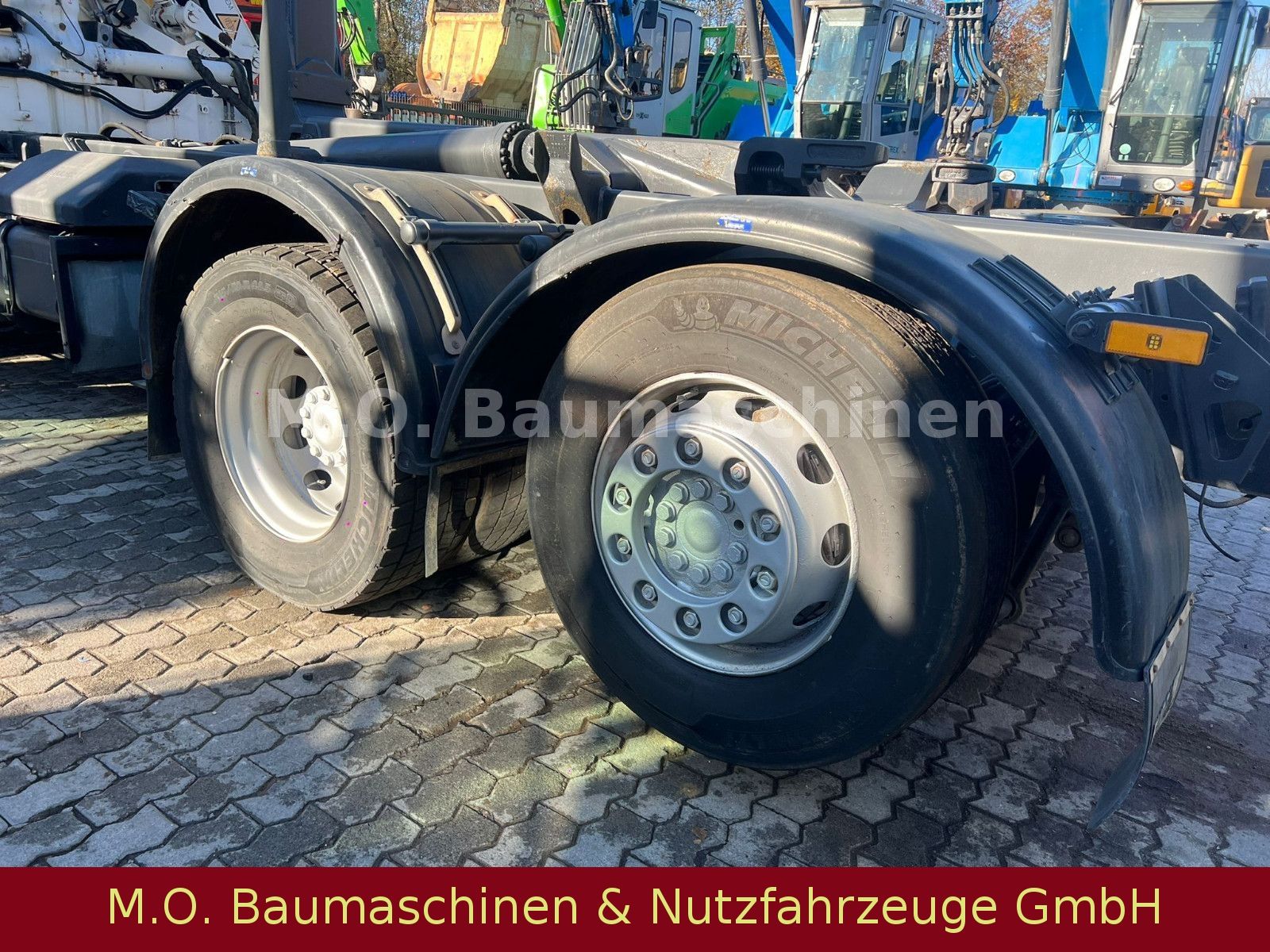 Fahrzeugabbildung Mercedes-Benz Actros 2541/Meiler RK 20.65/ Atlas Terex TLC 12