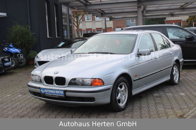 BMW 520i E39*LIMO*1:HAND*KLIMATRONIC*PDC*TÜV NEU*