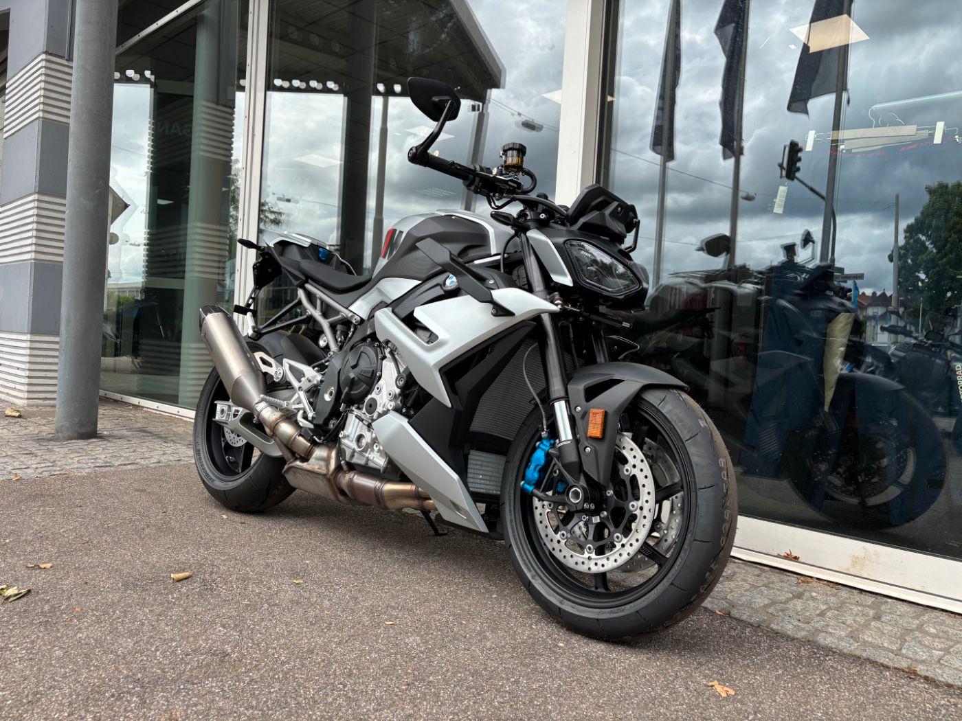 BMW M 1000 R Aktion bis Ende Juni! Sofort verfügbar!