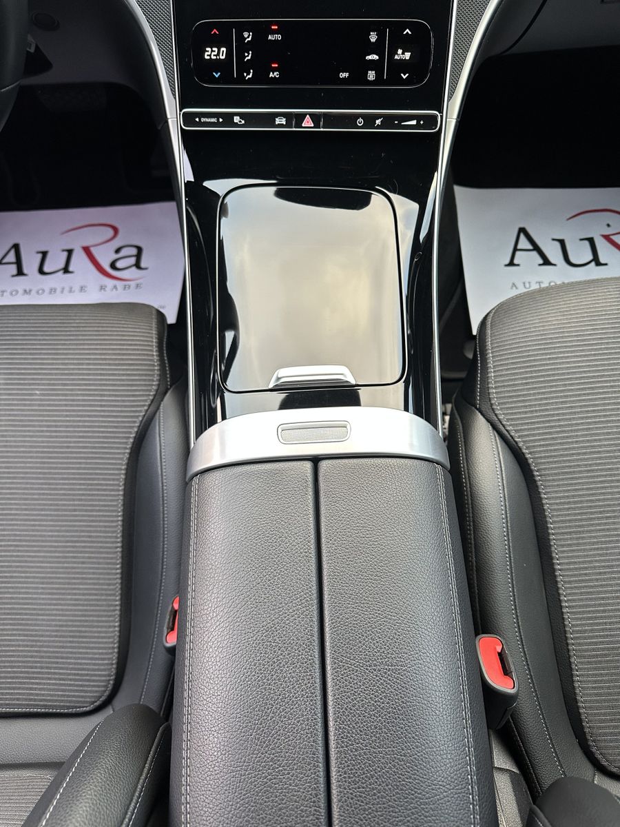 Fahrzeugabbildung Mercedes-Benz C 200d T Avantgarde NAV+LED+KAM+VC+BURMESTER+ACC