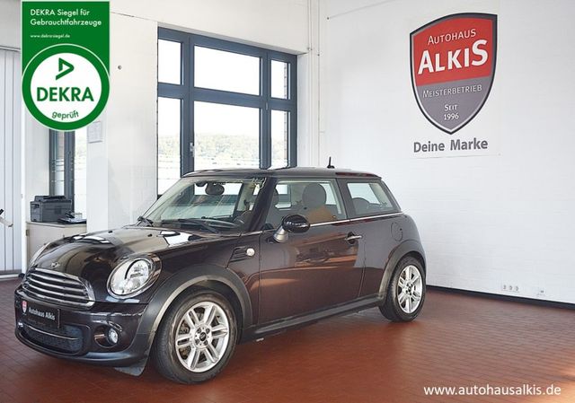 MINI Cooper D Navi+AHK+Sitzheizung+Garantie