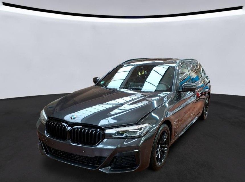 2023 BMW 520