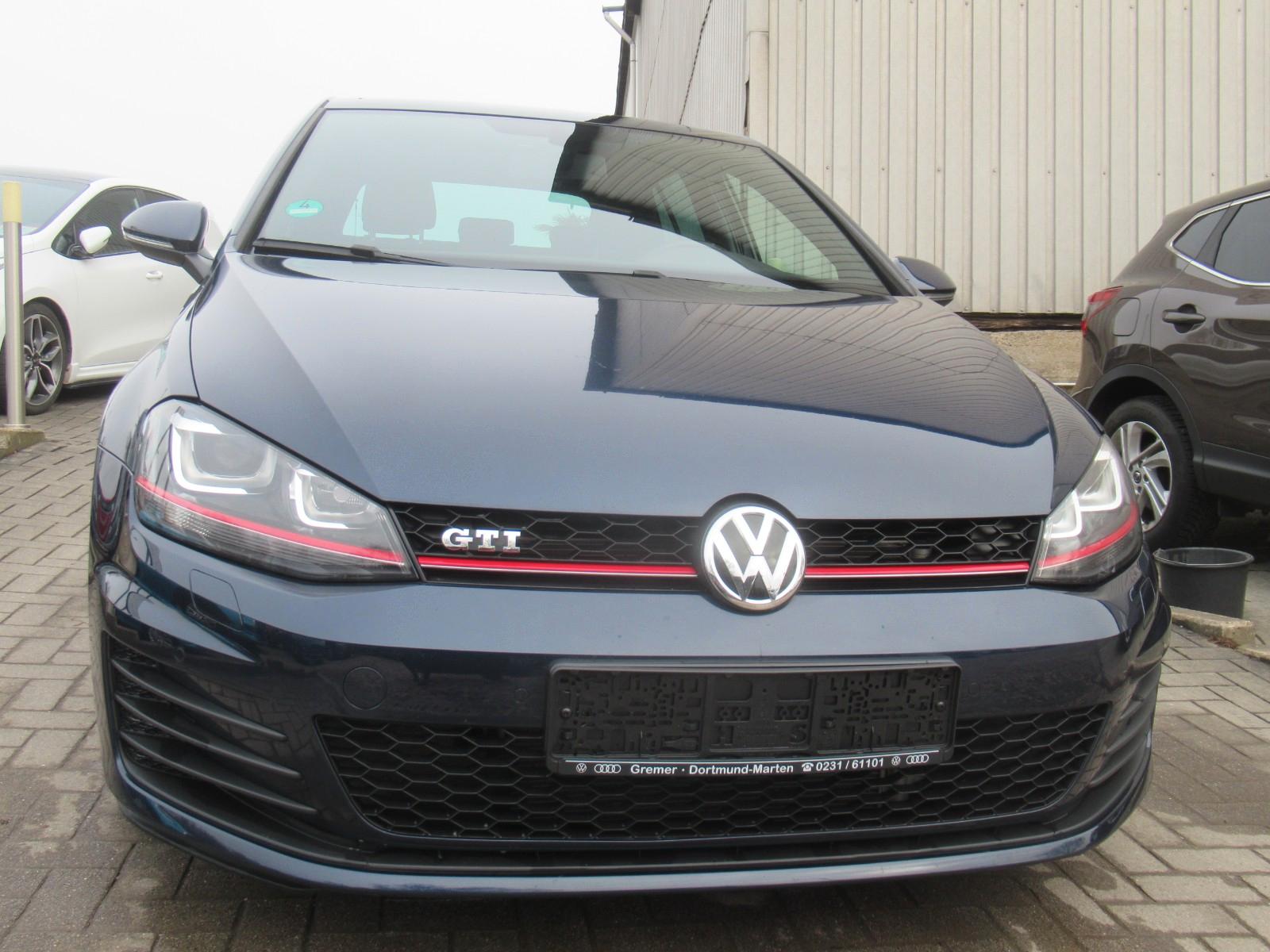 Volkswagen Golf VII Lim. GTI BMT-NAVI-XEN-LEDER-EGSD-SHZ-2.