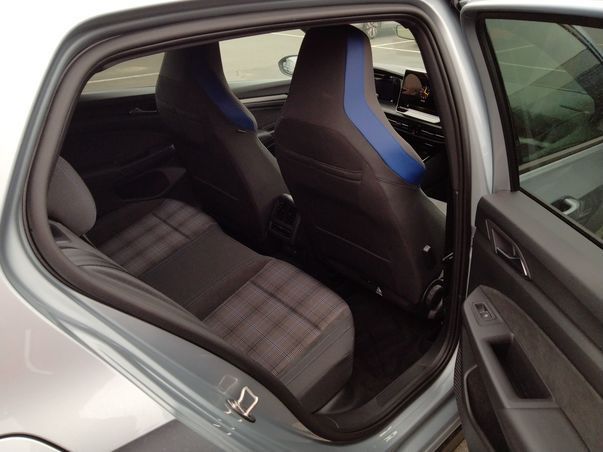 Volkswagen Golf - Bild 9