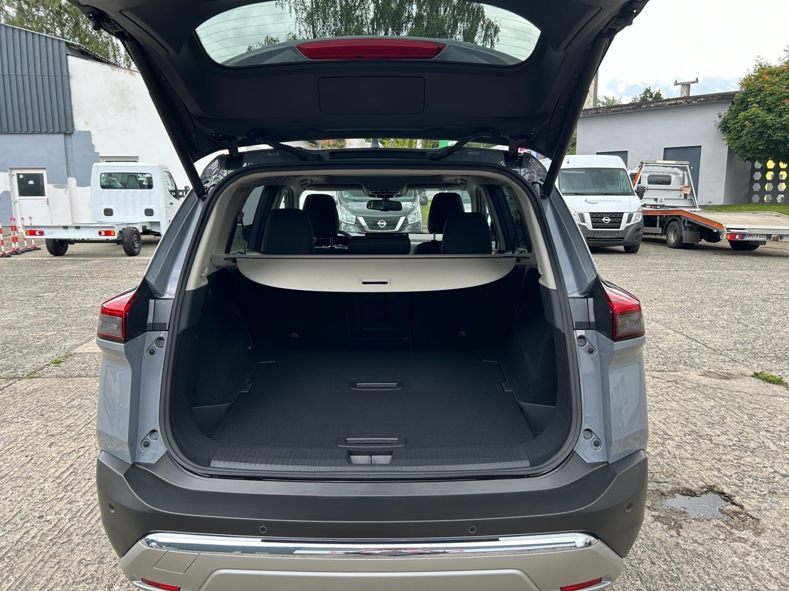 Fahrzeugabbildung Nissan X-TRAIL 1.5 VC-T e-POWER Tekna PGD