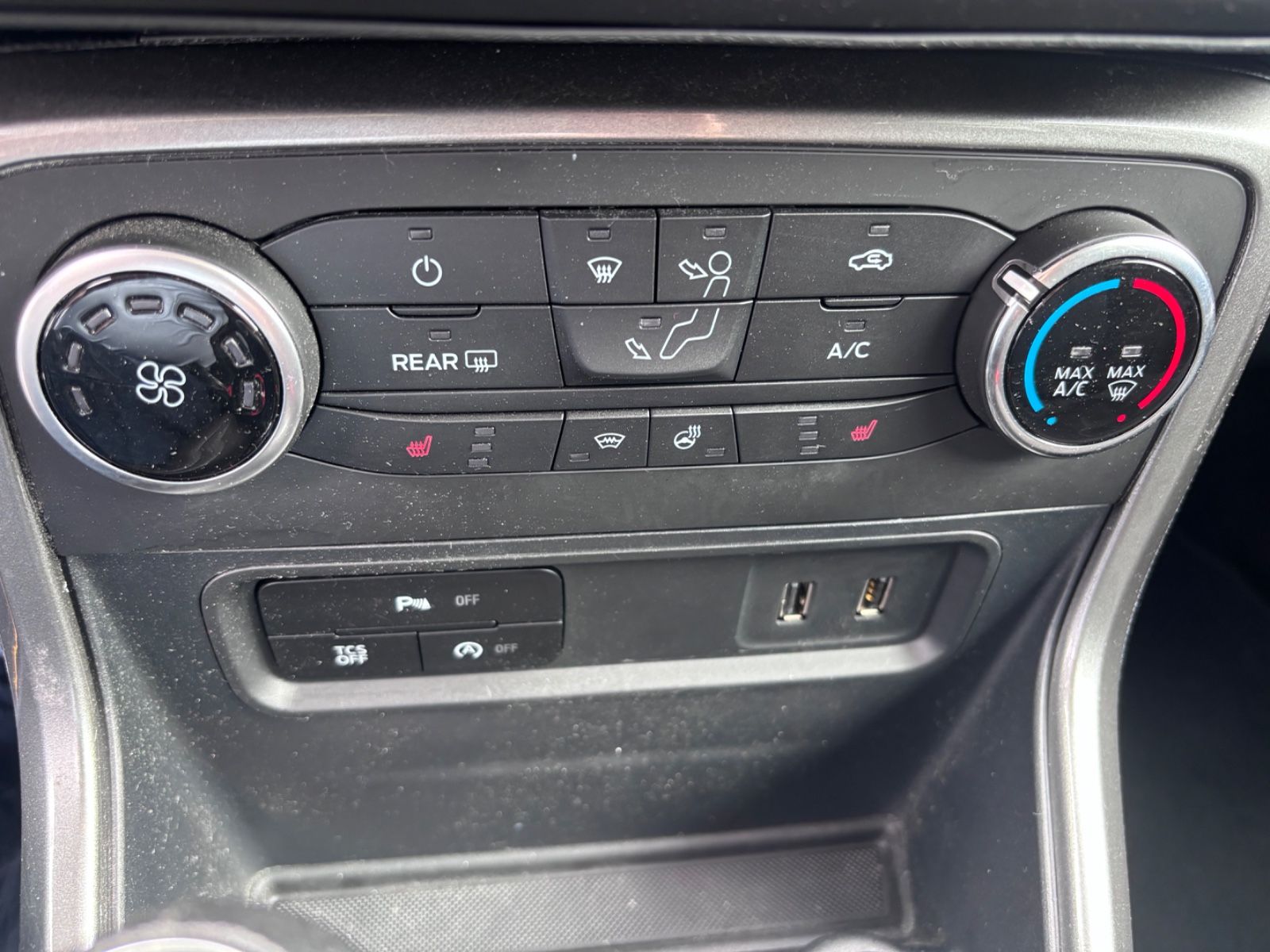 Fahrzeugabbildung Ford EcoSport Trend