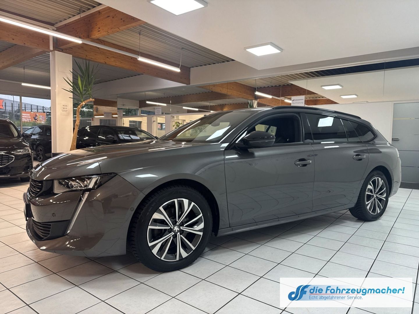 Fahrzeugabbildung Peugeot 508 SW Allure Pack 1.5 BlueHDi 130 EU6d Navi ACC