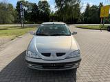 Renault Auto Renault Megane 1.2 Benzin - gebrauchte Renault Megane aus dem Jahr 2002