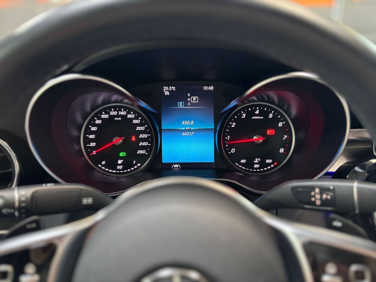 Fahrzeugabbildung Mercedes-Benz C 180 AMG Night#LED#Leder#Airscarf#Memory#Kamera