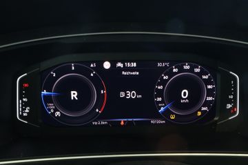 Volkswagen Tiguan 2.0 TDI Elegan. HUD+AID+STDHZG+MATRIX+AHK