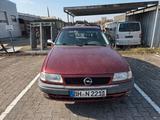 Opel Astra 1.6 Season Season HU 3.2028 Automatik - gebrauchte Opel Astra aus dem Jahr 1996
