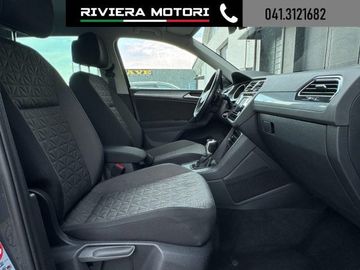 Volkswagen Tiguan - 8