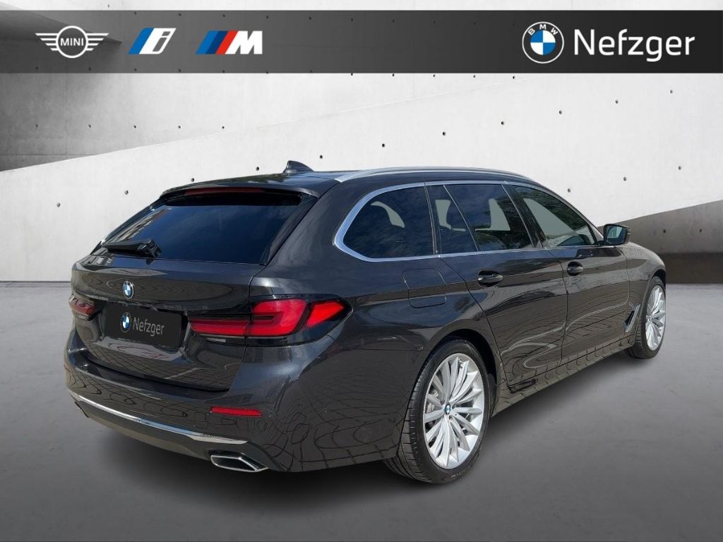 BMW 530 i xDrive Touring Lenkradheiz. PANO Standheiz foto 4