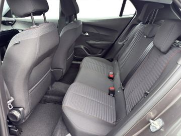 Peugeot 2008 1.2 PureTech 100 Active Pack Kam.+LED+SHZ